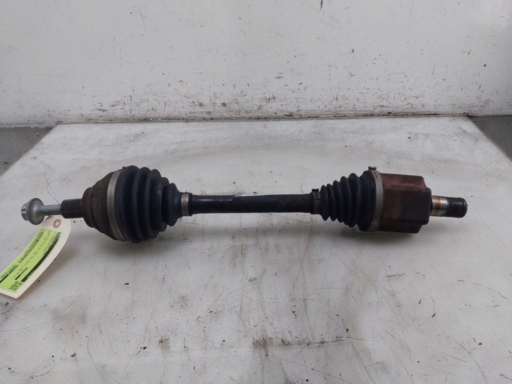 CARDAN AVANT GAUCHE (TRANSMISSION) Passat Variant (3G5), Dhr. J. Ham, Volkswagen, Administratie@autoham.nl, Utilisé