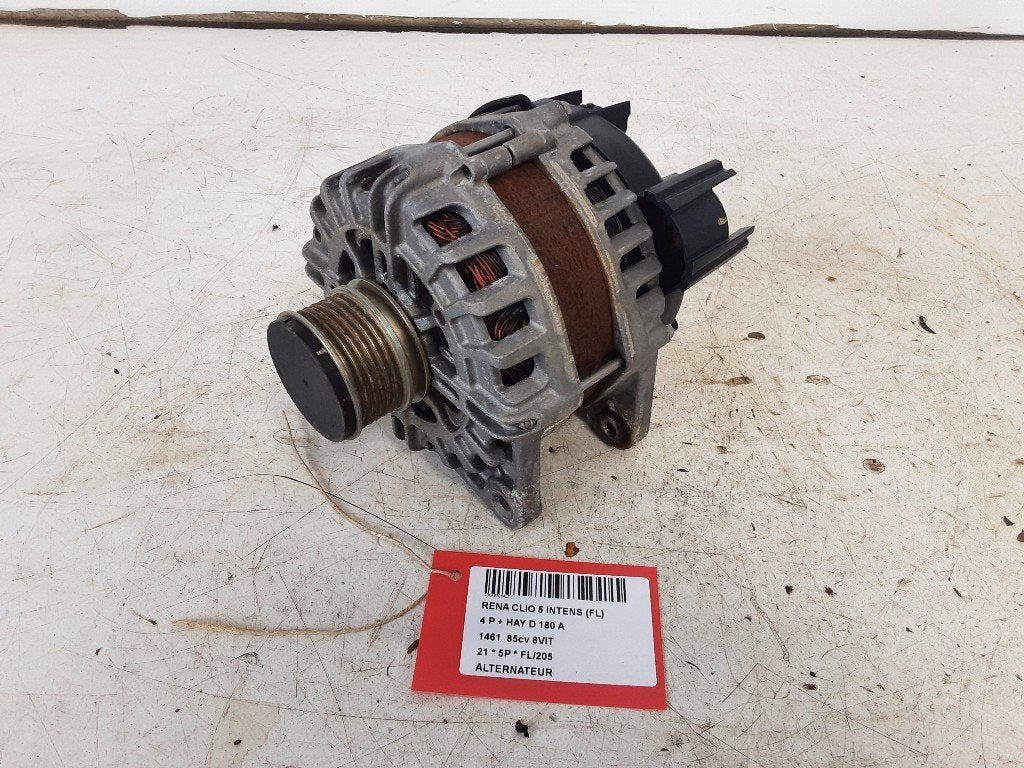 ALTERNATEUR Renault Clio V (RJAB) (01-2019/-) (231003676R), Renault, Utilisé, Peter-Huppertz-Straße 5
51063  Köln, DE, Dialog.deutschland@renault.de