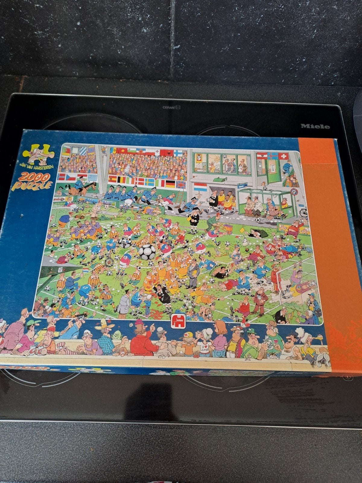 Puzzel Jan van Haasteren 2000 stukken te koop, Hobby en Vrije tijd, Denksport en Puzzels, Ophalen