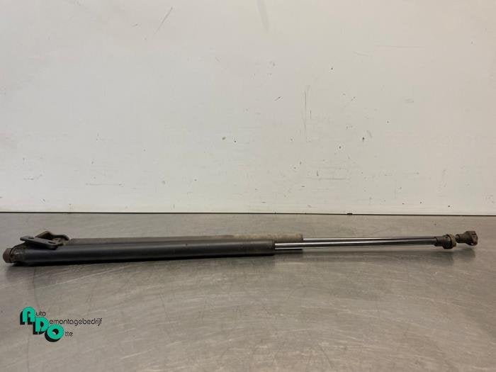 Kit amortisseur gaz hayon d'un Mitsubishi Space Star (Space, -, 3 mois de garantie, Utilisé, Mitsubishi