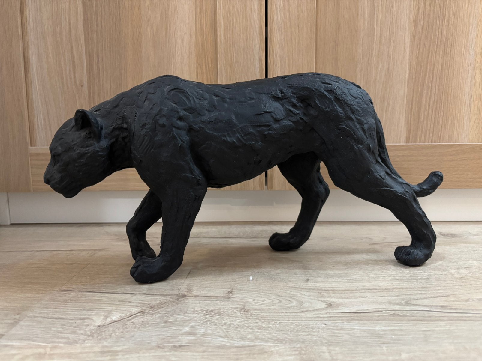 Beeld Puma, Ophalen, Gips, Beeld, Zwart