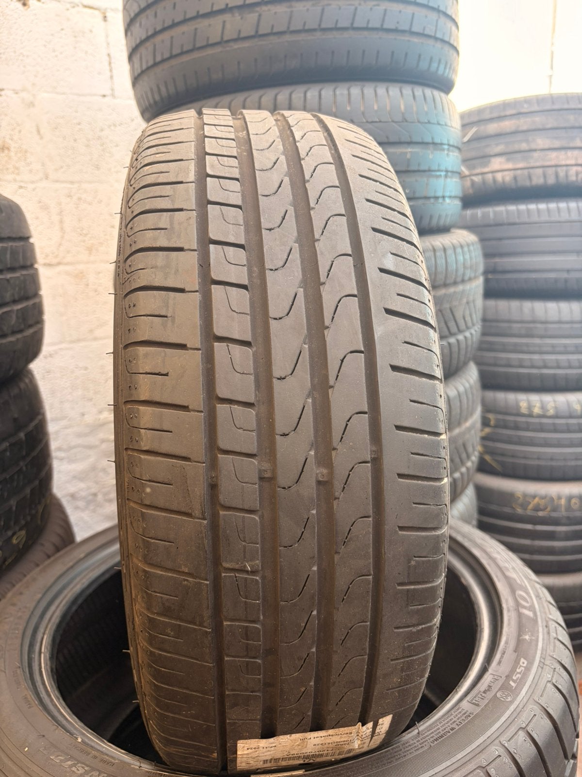 205 40r18 pirelli avec montage et équilibrage, Enlèvement, Utilisé