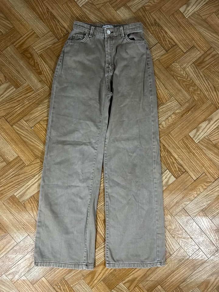 Pantalon Bershka Wide Leg Beige - Taille EUR 36 / US 4, Vêtements | Femmes, Culottes & Pantalons, Comme neuf, Taille 36 (S), Gris
