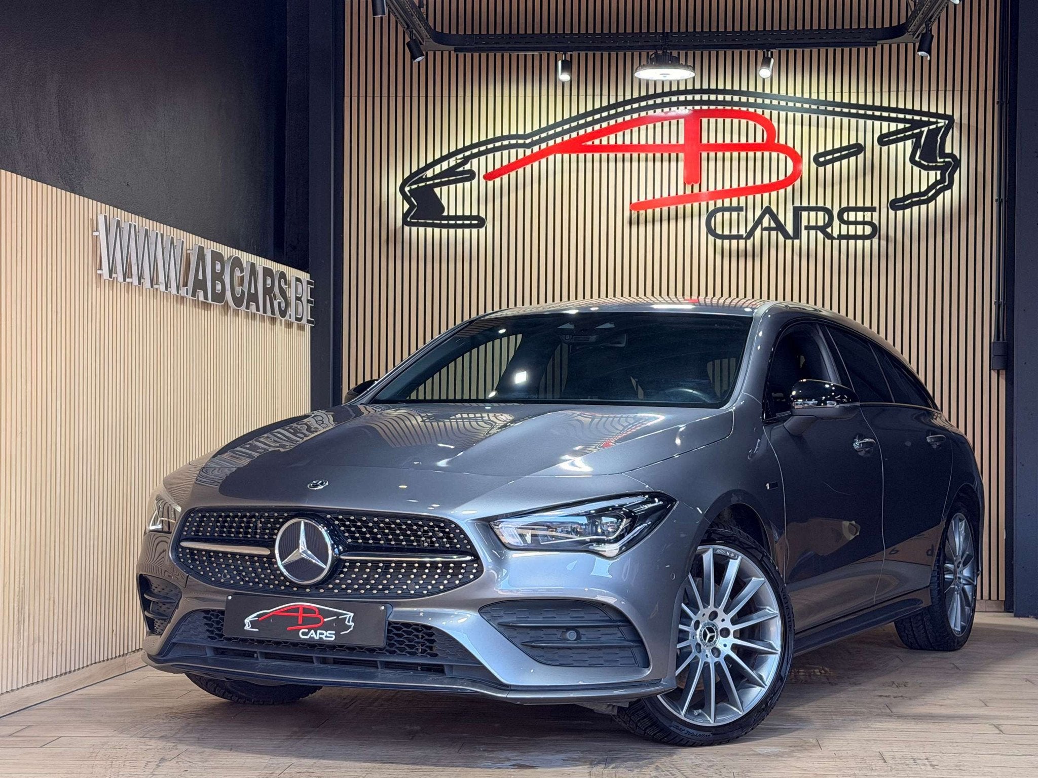 Mercedes-Benz CLA-Klasse 250 e PHEV * HYBRID * PACK AMG * GA, Autos, Achat, Euro 6, Entreprise, Noir