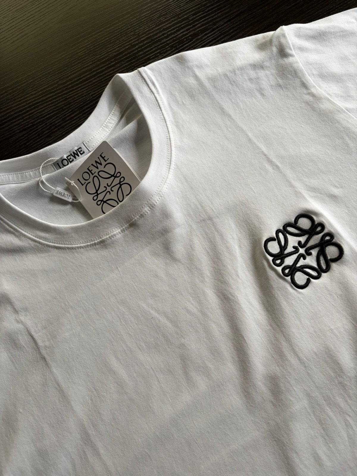 Loewe T-shirt maat L - Nieuw met labels en verpakking, Ophalen of Verzenden, Zo goed als nieuw, Maat 52/54 (L)