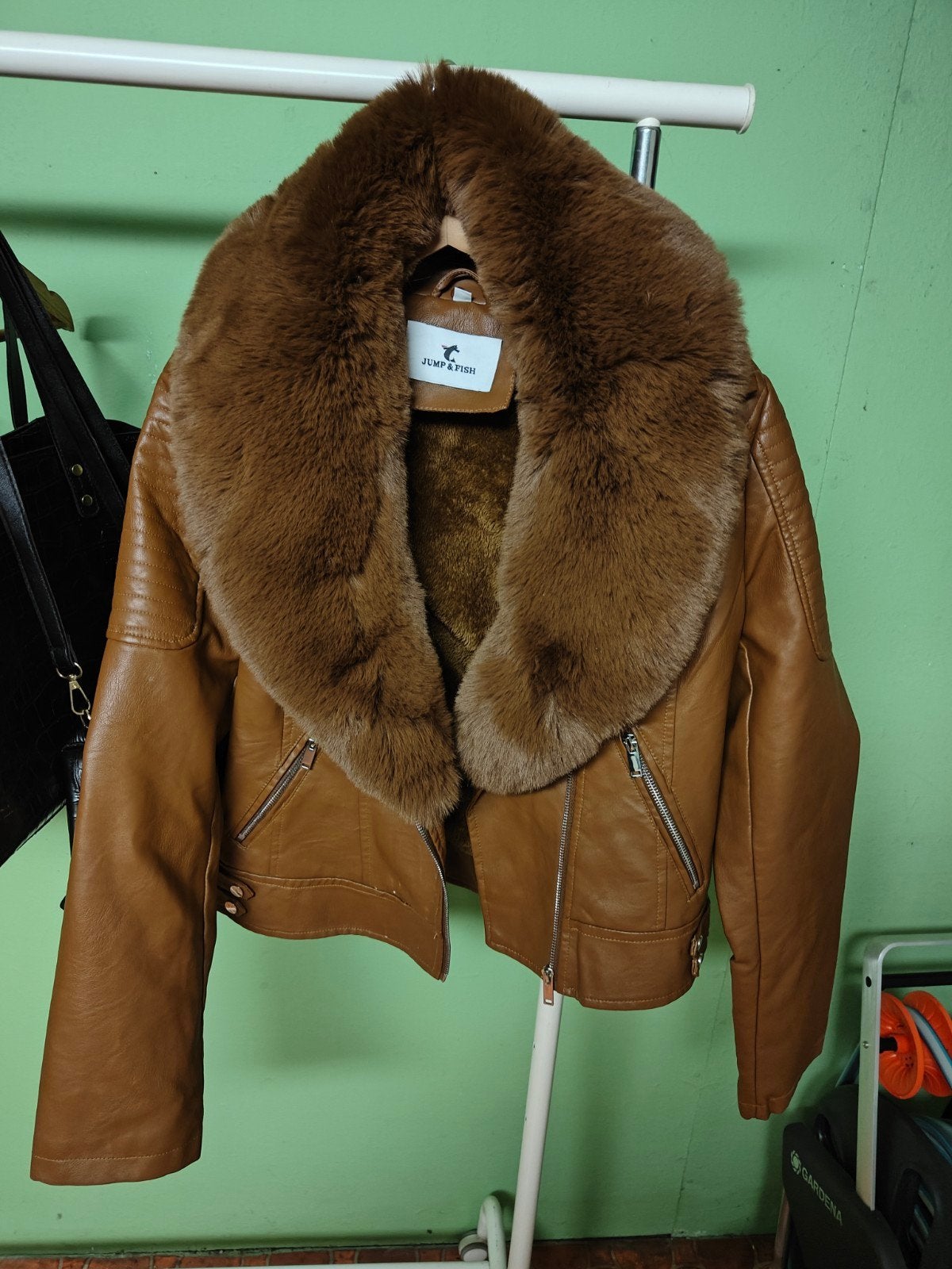 leren jasje met nep bont, bruin en zwart, Kleding | Dames, Jassen | Winter, Ophalen, Maat 46/48 (XL) of groter, Bruin
