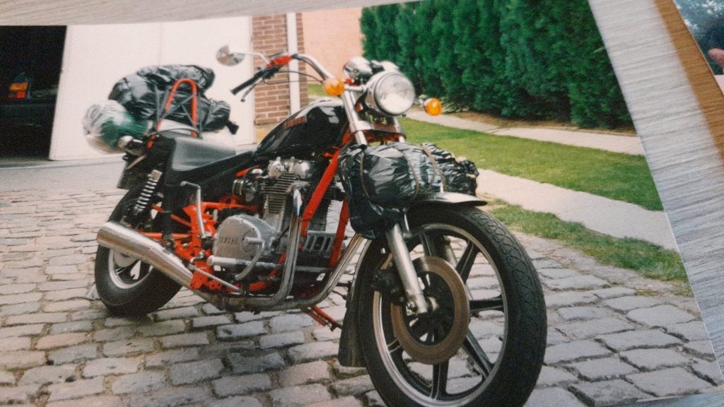 GEZOCHT : Deze Yamaha xs 650, Motos, Enlèvement, 2 cylindres