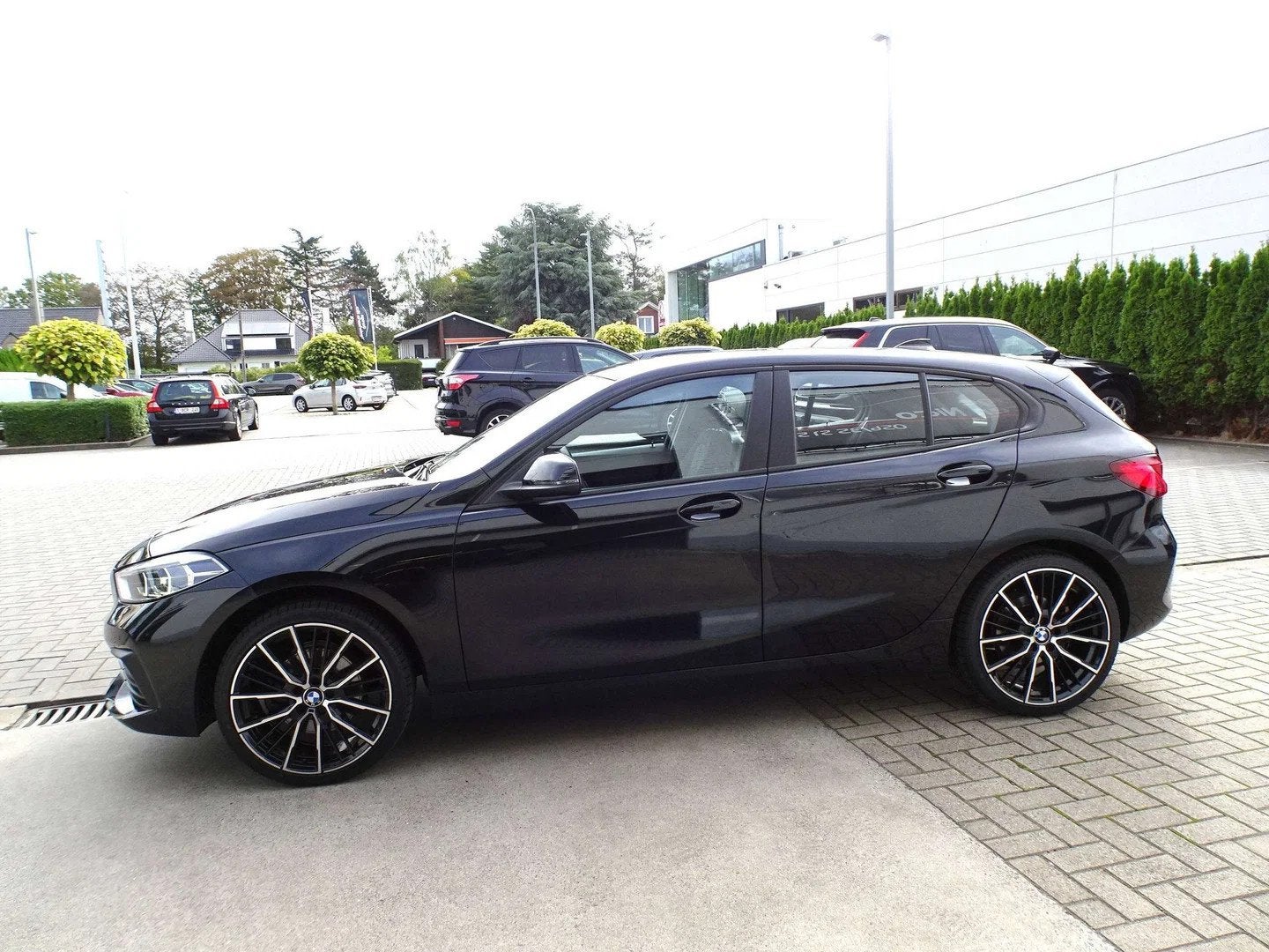 BMW 1 Serie 118 i 5d. CARPLAY,CAMERA,FULL LED,VIRTUAL,CRUISE, 100 kW, Achat, Euro 6, Entreprise