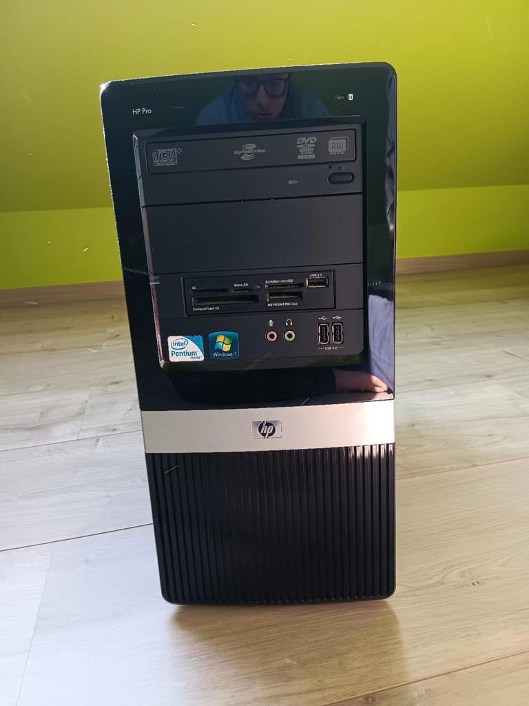 Ancienne tour pc HP, Informatique & Logiciels, Ordinateurs de bureau, Comme neuf, 2 à 3 Ghz, HDD, Moins de 4 GB, Enlèvement