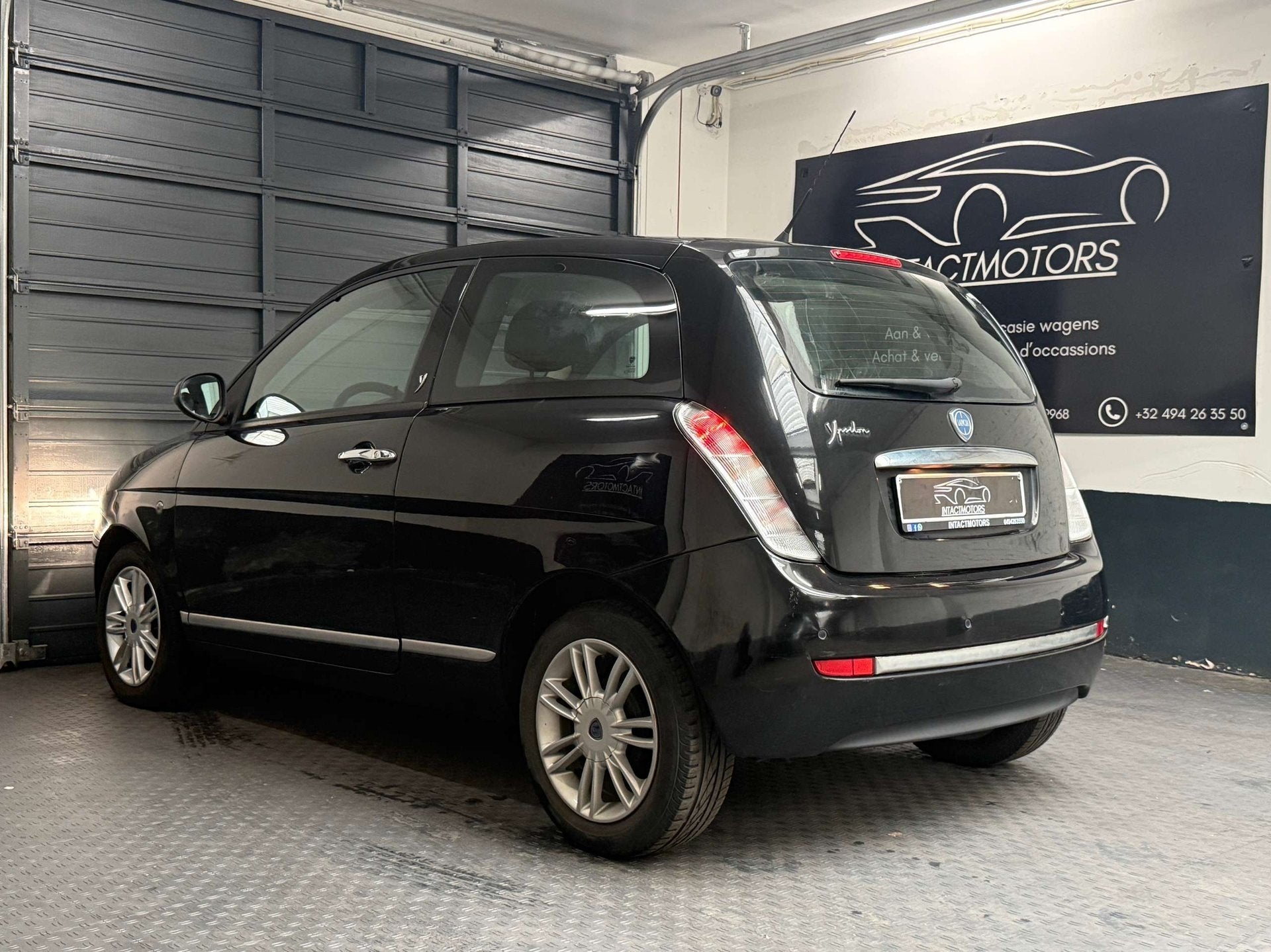 Lancia Ypsilon 1.4i Platino DFN Automatique, Achat, 139 g/km, Beige, Entreprise