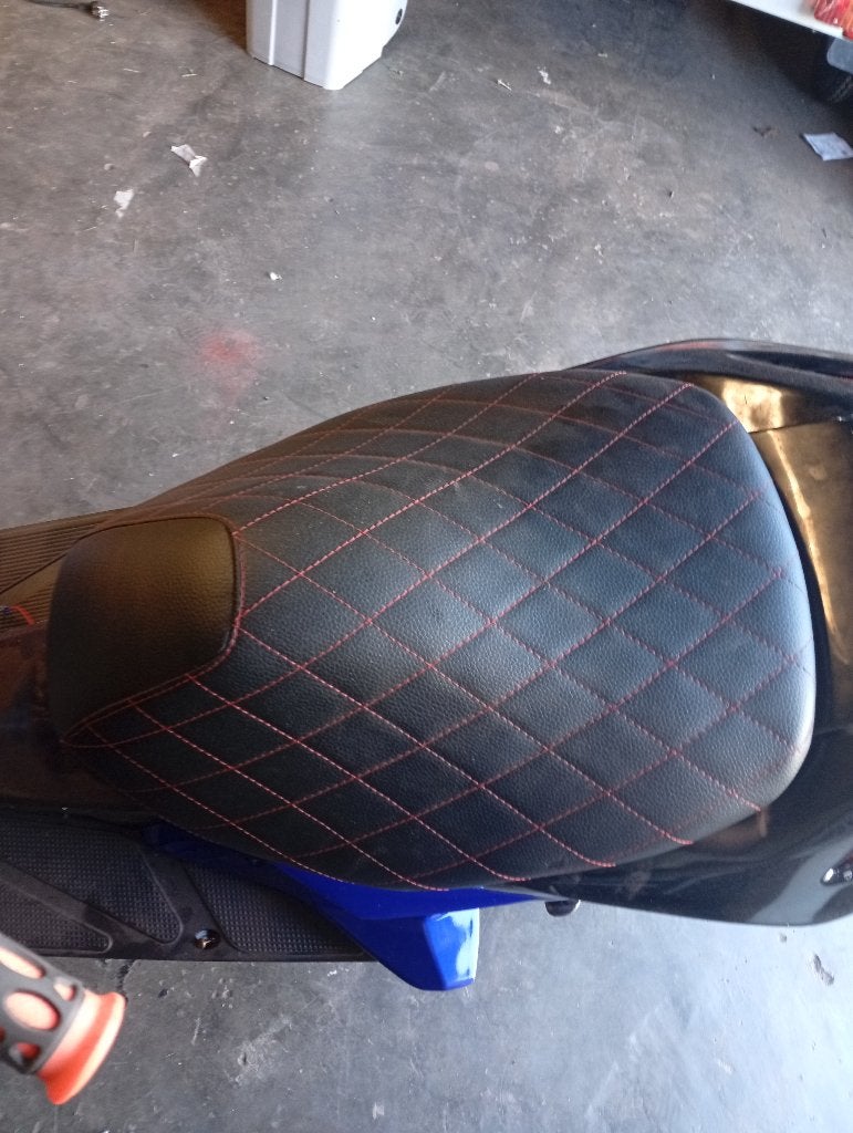 Selle nitro aerox, Vélos & Vélomoteurs, Cyclomoteurs | Accessoires, Envoi, Comme neuf, Autres types, Yamaha