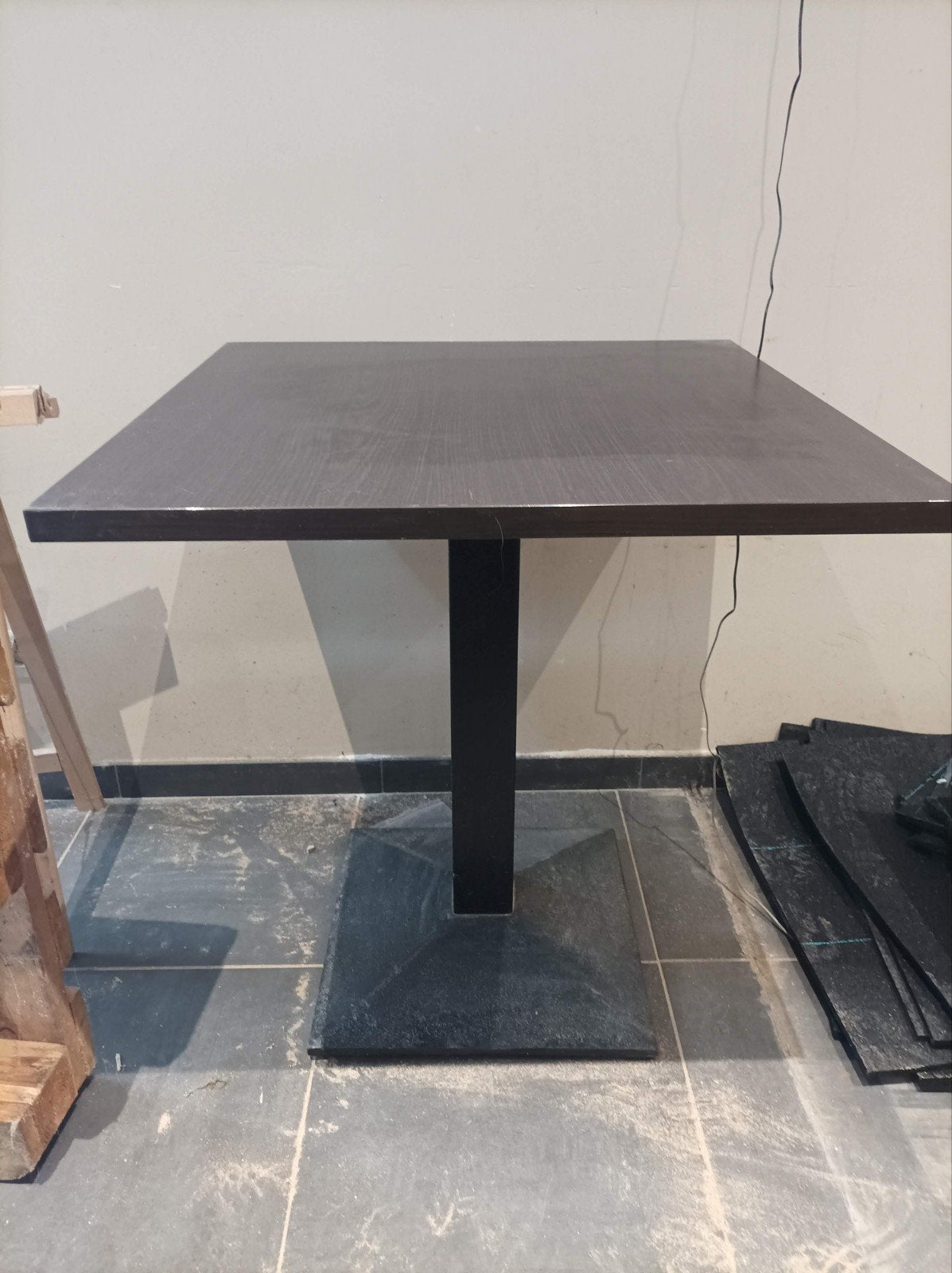 MOBILIER DE CAFÉ, Zakelijke goederen, Horeca | Meubilair en Inrichting, Ophalen, Meubilair