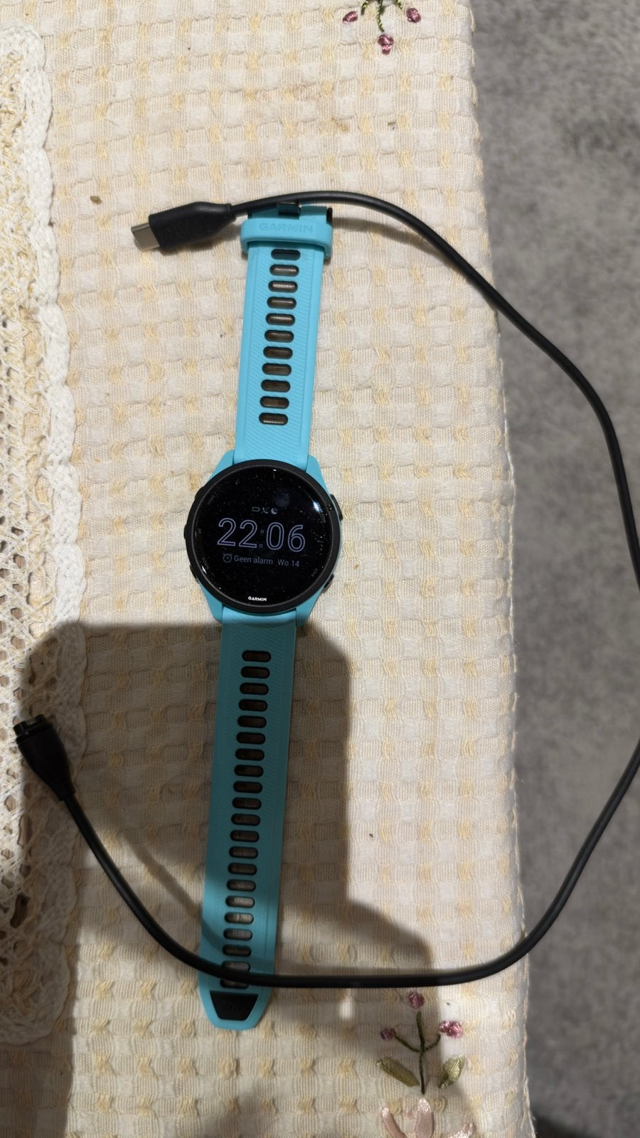 Garmin Forerunner 265 – Zo goed als nieuw+ Oplaadkabel, Ophalen, Zo goed als nieuw