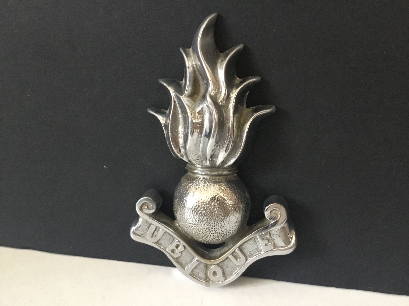 Ubique Embleem Royal Engineers Artillery, Ophalen of Verzenden