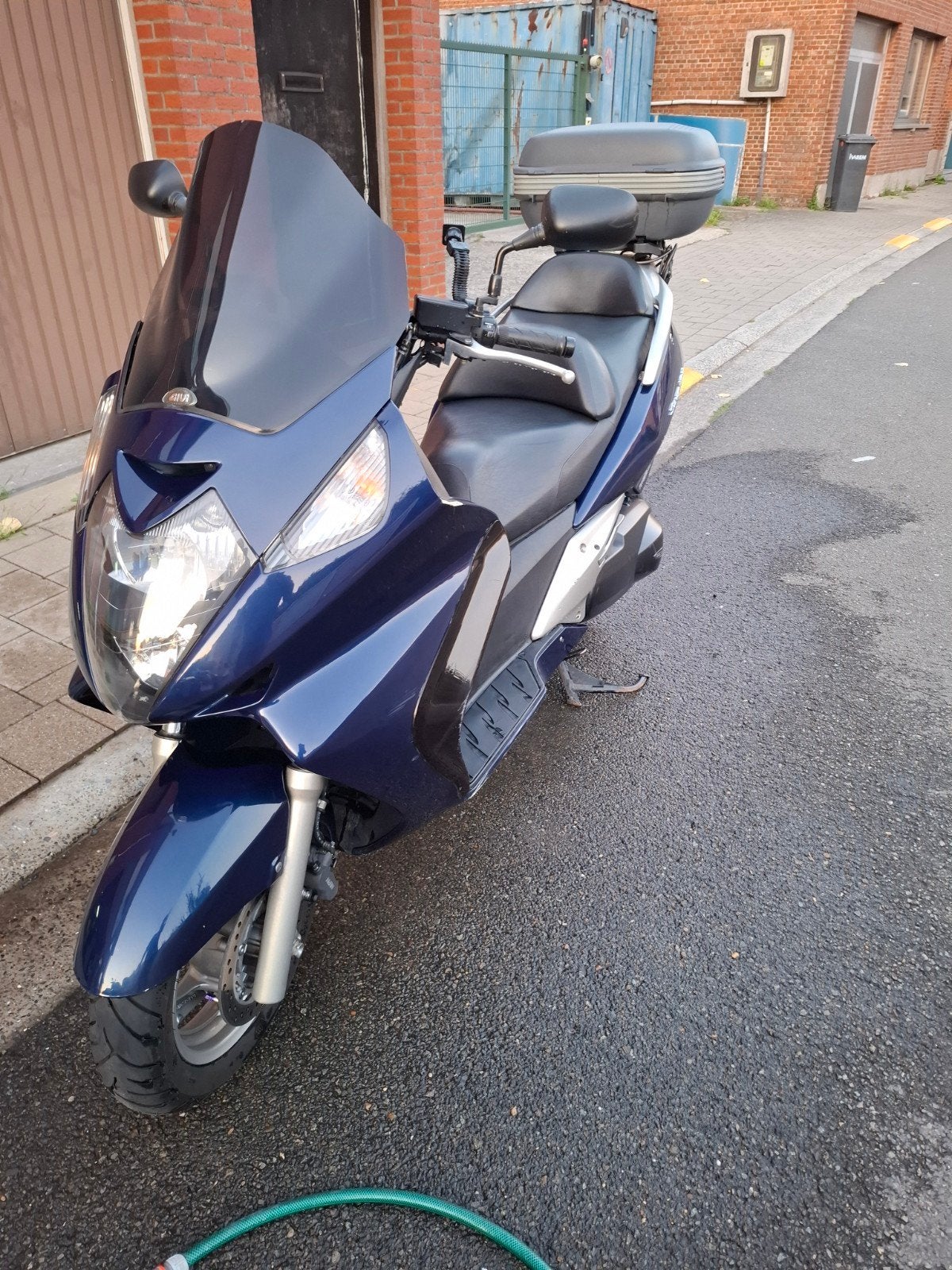 honda  silverwind  600 2003 avec 31000 km, Scooter, 2 cylindres, Particulier, Automatique