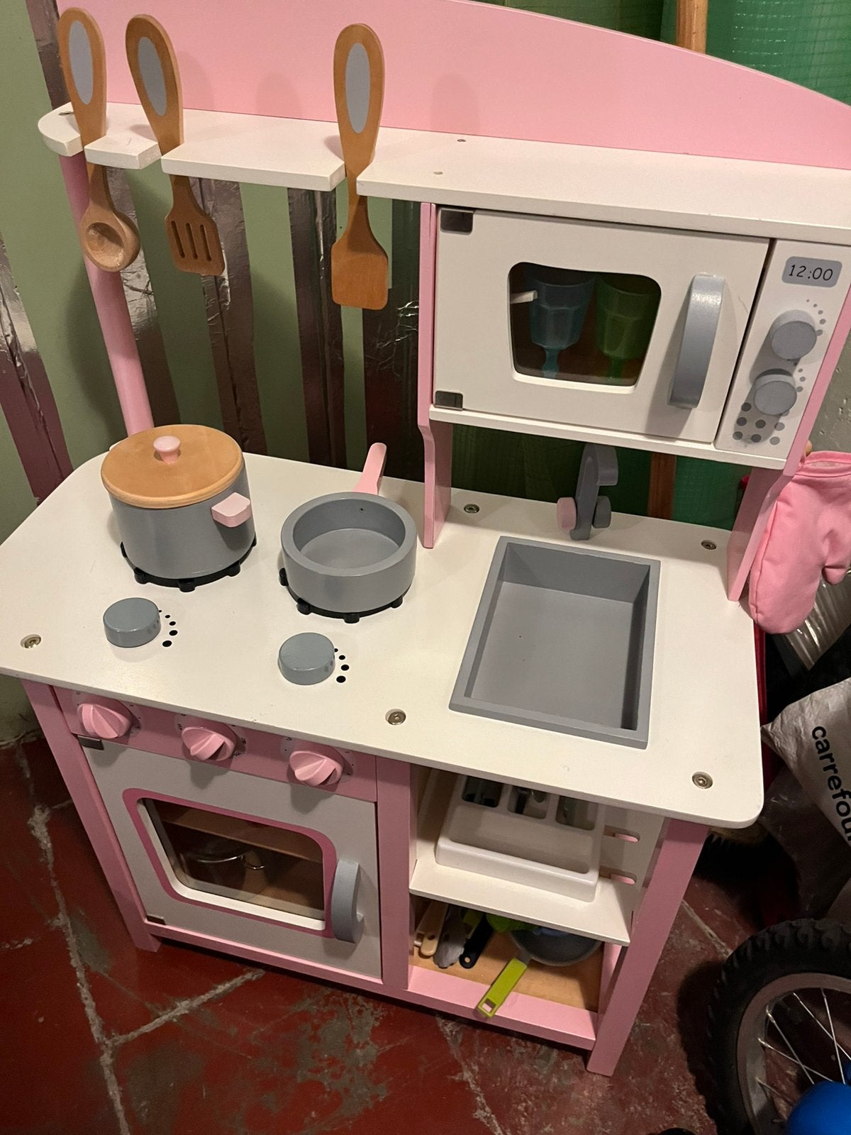 Houten keuken en bijbehorende accessoires, Kinderen en Baby's, Speelgoed | Speelkeukens, Ophalen, Gebruikt, Hout