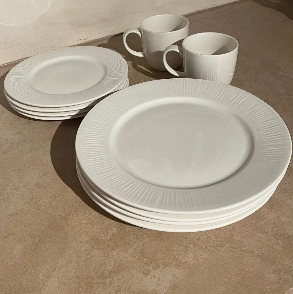 Serviesset - MIKADO Ceramic Dinnerware Set – 10 Pieces – €45, Ophalen, Zo goed als nieuw, Overige merken, Bord(en)