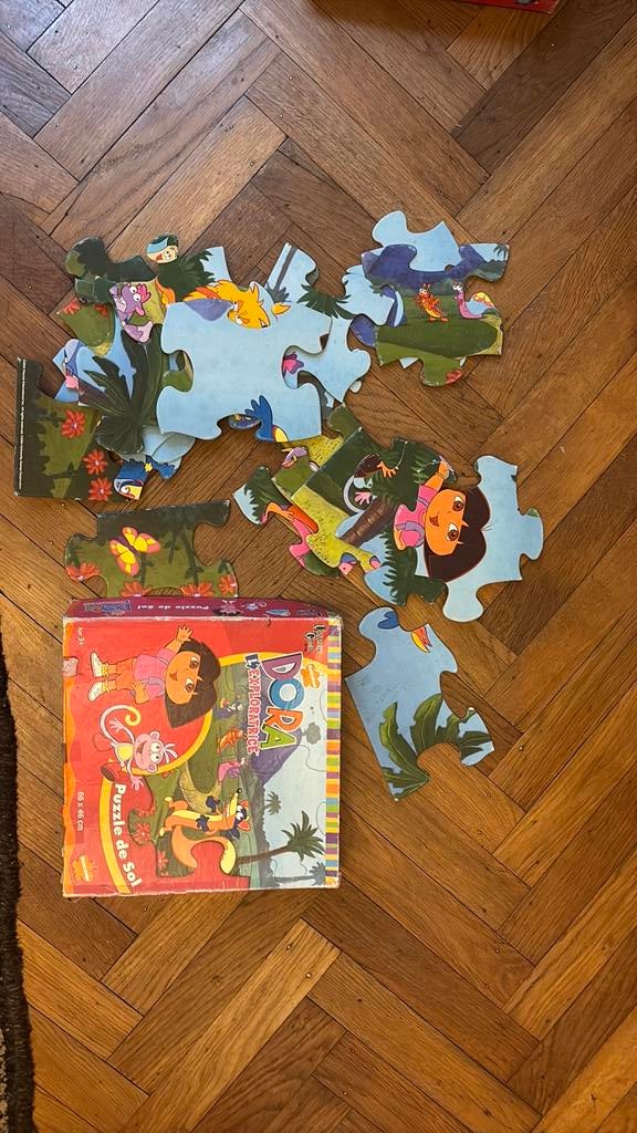 Puzzle grandes pièces Dora l’exploratrice 66cm x 46 cm, Ophalen, 10 tot 50 stukjes, Gebruikt, 2 tot 4 jaar