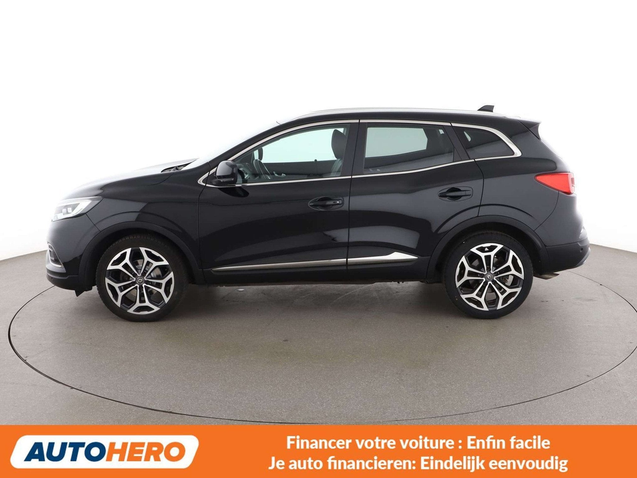 Renault Kadjar 1.3 TCe Intens (bj 2019, automaat), Auto's, Kadjar, Zwart, 5 zetels, 5 deurs