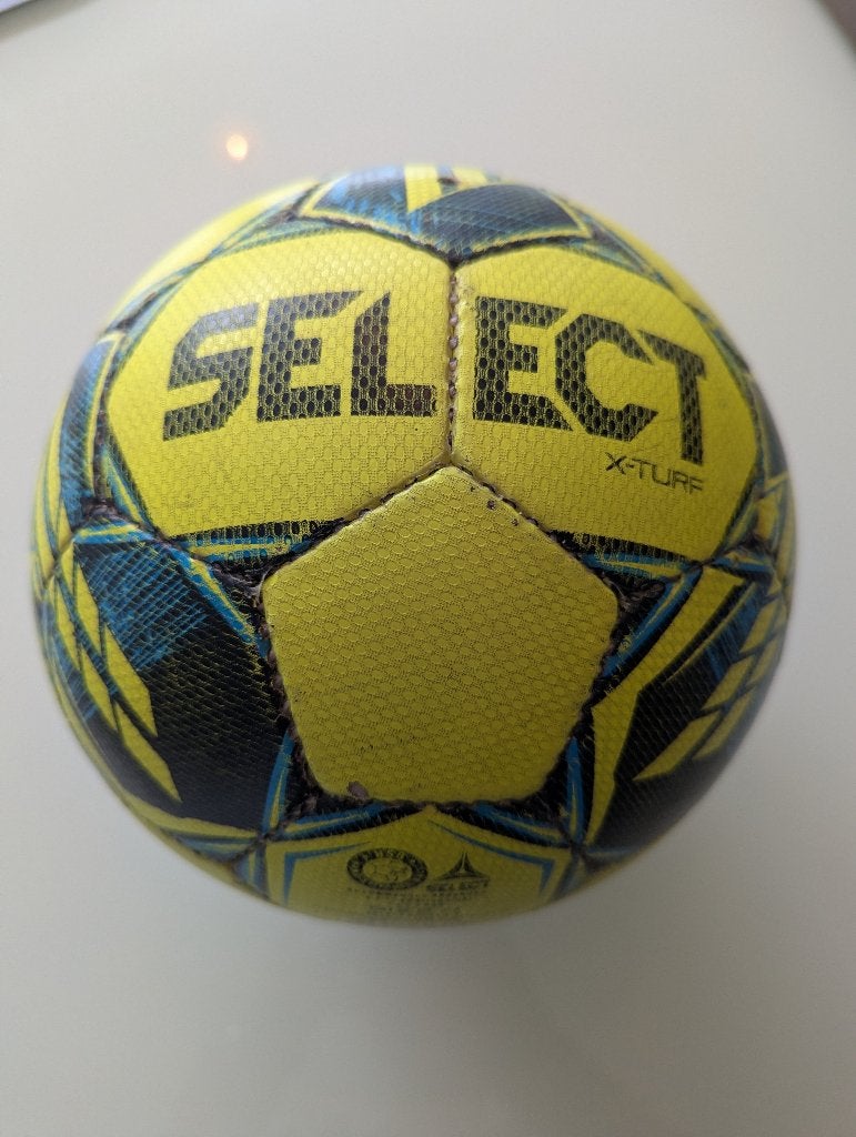 Voetbal Select X-Turf AG maat 4, Ophalen of Verzenden, Gebruikt, Bal