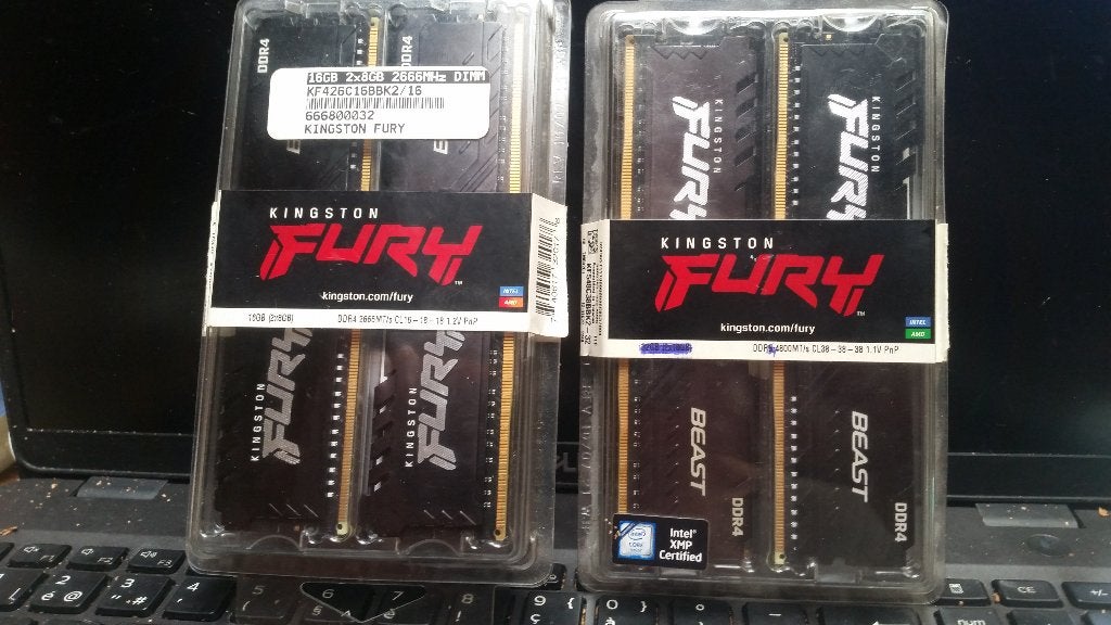 Kingston fury beast 32 go  ram ddr 4 fonctionne parfaitement, Enlèvement ou Envoi, DDR4, Comme neuf, Desktop