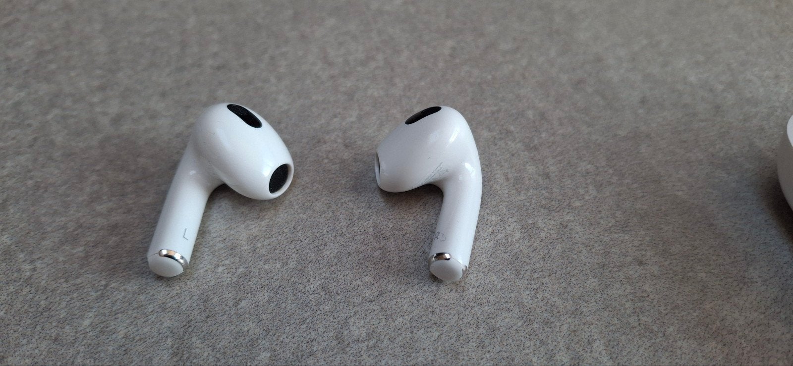 Apple Airpods, Telecommunicatie, Ophalen of Verzenden, Zo goed als nieuw, Apple, In oorschelp (earbud)