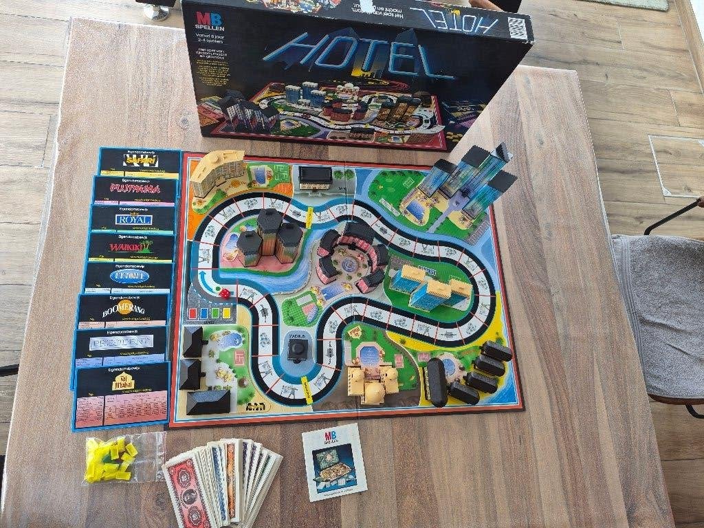 MB -  Hotel, Een of twee spelers, Ophalen, Gebruikt, MB