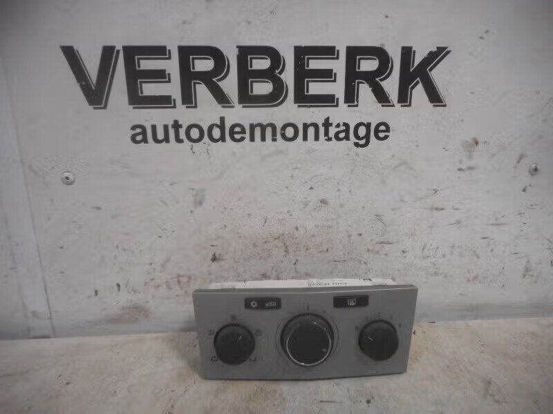 BEDIENINGSPANEEL AIRCO Opel Astra H GTC (L08) (13269410), Bahnhofsplatz 65423 Rüsselsheim am Main, DE, Gebruikt, Opel, Opel Automobile GmbH