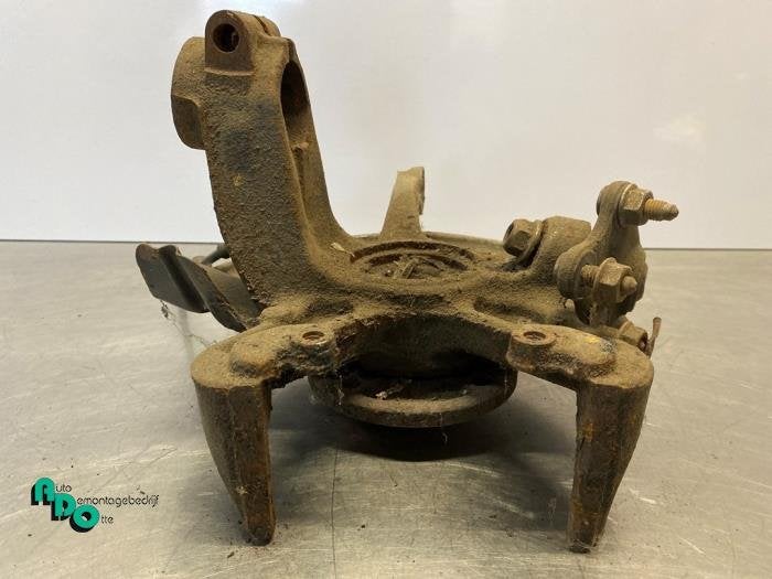 Fusee rechts-voor van een Volkswagen UP (UP 11-), Gebruikt, -, Volkswagen, -