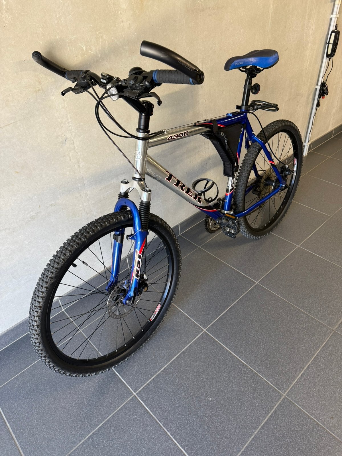 Vélo de montagne pour homme à vendre de la marque TREK, Vélos & Vélomoteurs, Enlèvement, Utilisé, Frein à disque