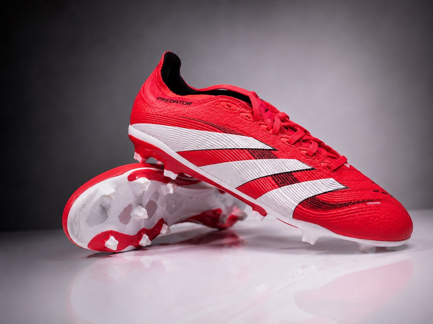 Adidas Predator FG Rose/blanc, Neuf, Enlèvement, Chaussures, Taille M