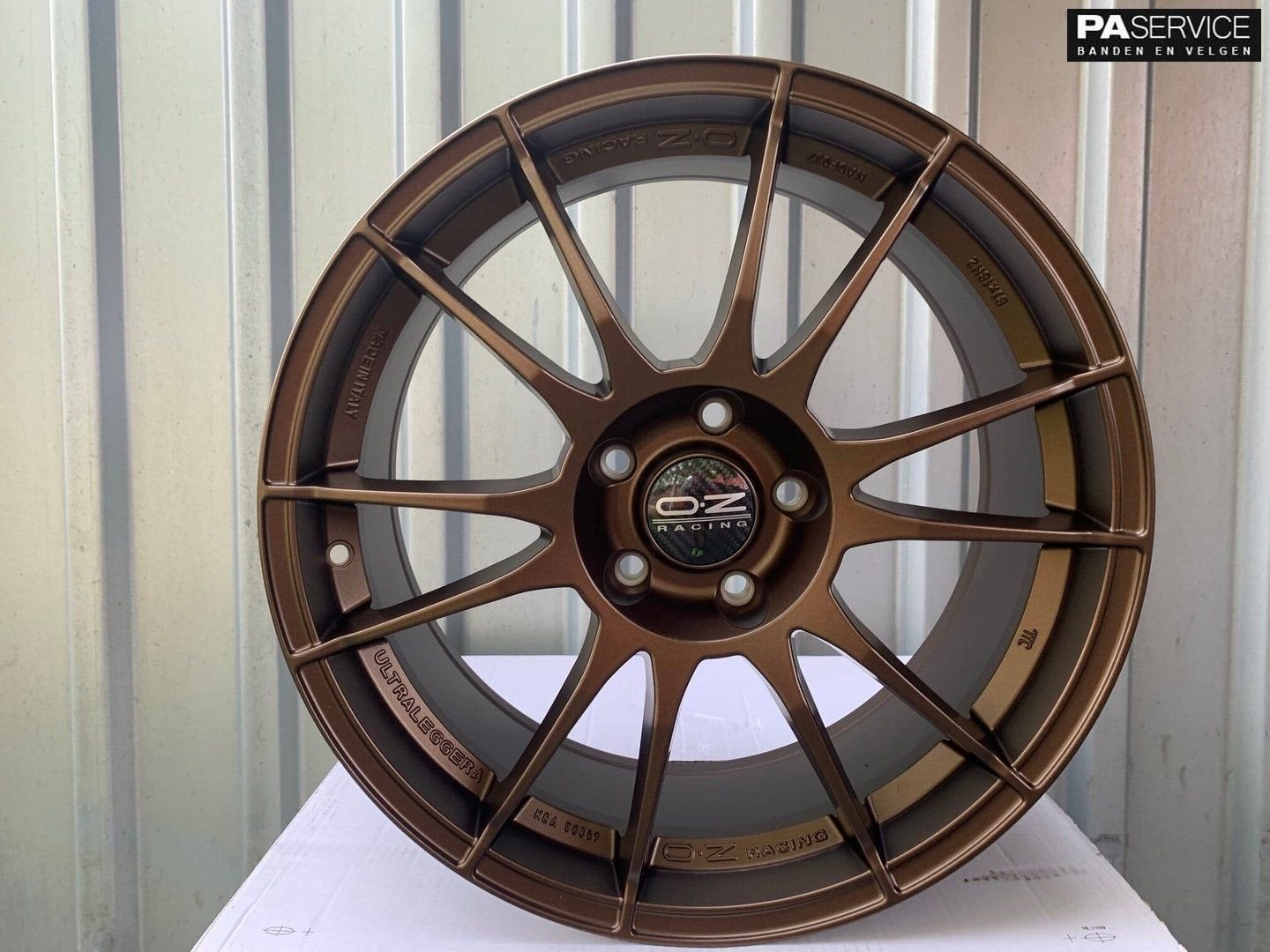 Nw 18 inch Matbronze OZ Ultraleggera Mini F55 inc Hankook, Autos : Pièces & Accessoires, Neuf, Pneus et Jantes, 215 mm, Véhicule de tourisme