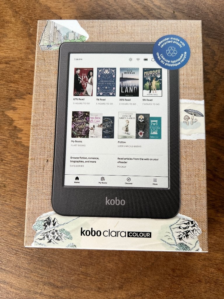 Kobo Clara colour e-reader nieuw in doos, Computers en Software, Touchscreen, 6 inch of minder, Ophalen of Verzenden, 16 GB of meer