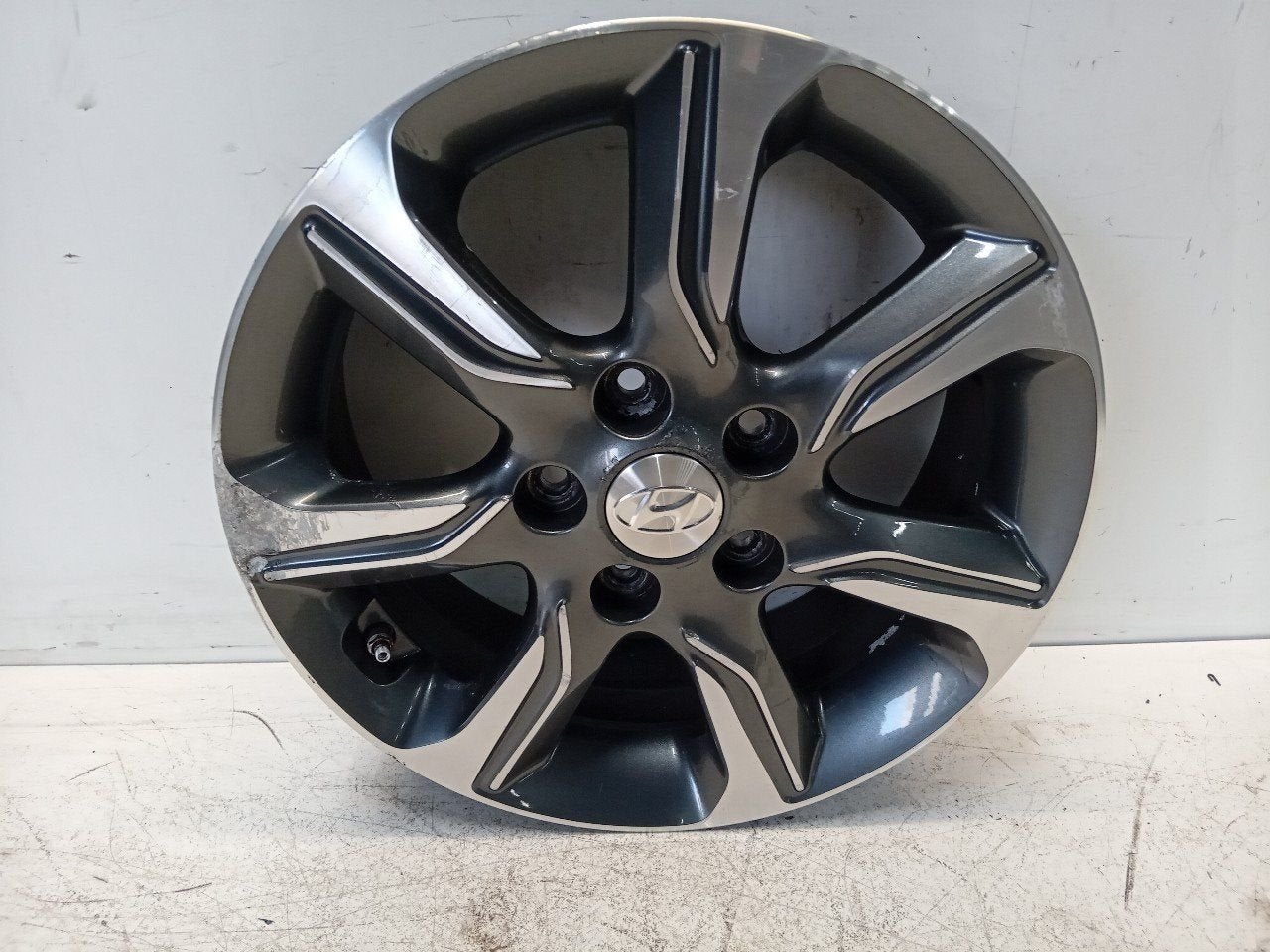 Velg Hyundai iX 20, Auto-onderdelen, Banden en Velgen, Onderdelen@venauto.nl, Van der Ven Autorecycling B.V., Gebruikt, Ettenseweg 76, 4706 PB Roosendaal, The Netherlands