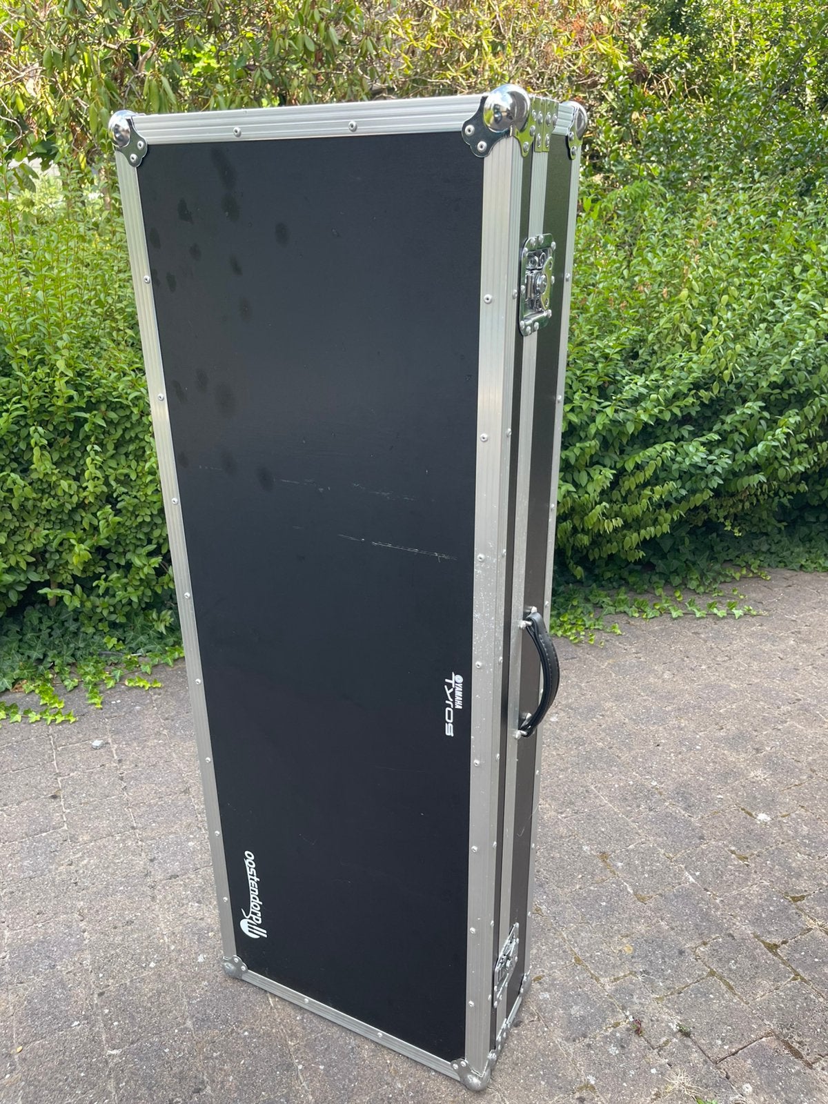 Flightcase Tyros5 - 76, Enlèvement, Comme neuf, Flight case