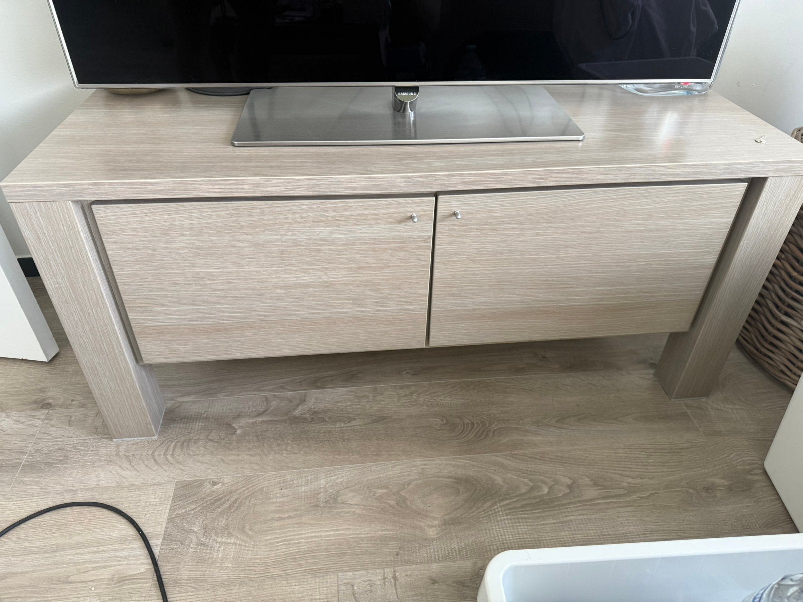 MEUBELS TE KOOP DRINGEND WEG!!, Enlèvement