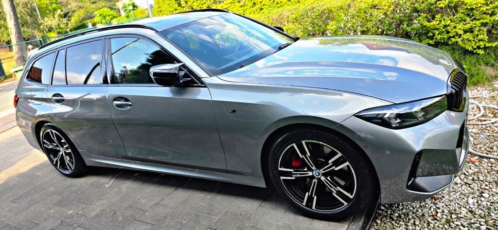 BMW 320i M Sport Pro – 2.0 Turbo – Automaat - 84.000 km, Automaat, Parkeerassistent, Alcantara, Grijs
