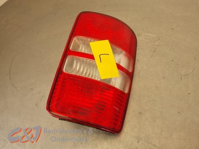 Achterlicht links van een Volkswagen Caddy, Gebruikt, -, Volkswagen, -