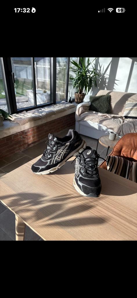 Asics nyc black, Enlèvement ou Envoi, Comme neuf