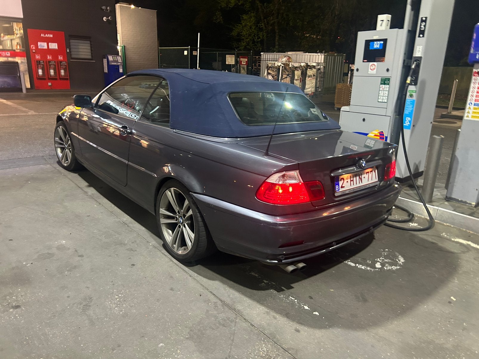 Bmw 320 Ci lpg, Auto's, BMW, Voorwielaandrijving, 4 zetels, Zwart, Leder