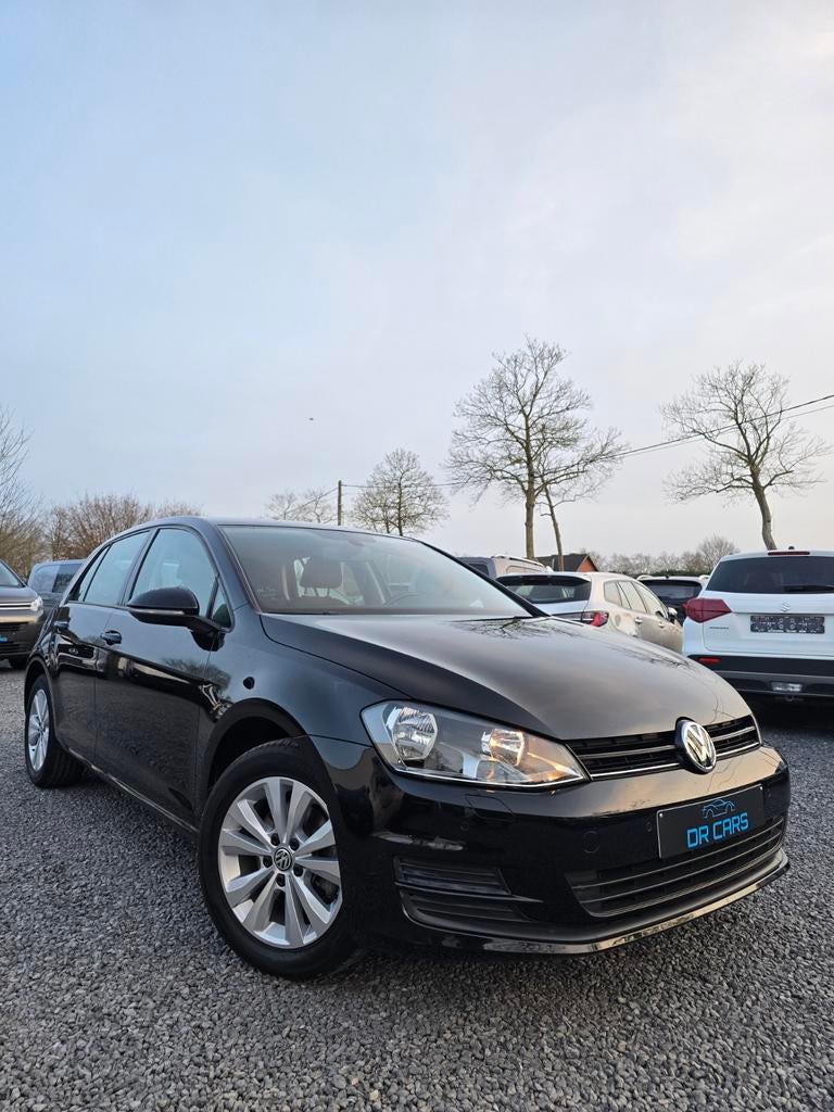 **GOLF 7//1.2TSI//TRENDLINE//BLUEMOTION//GEKEURD VVK**, Auto's, Voorwielaandrijving, Stof, 4 cilinders, Zwart
