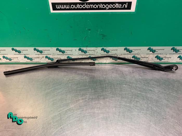 Bras essuie-glace avant d'un Volkswagen Polo (Polo 01-), Volkswagen, -, 3 mois de garantie, Utilisé