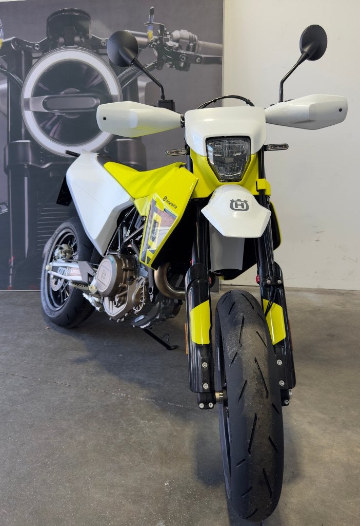 HUSQVARNA 701 SUPERMOTO, Traction Control, Nieuw, Bedrijf, Meer dan 35 kW