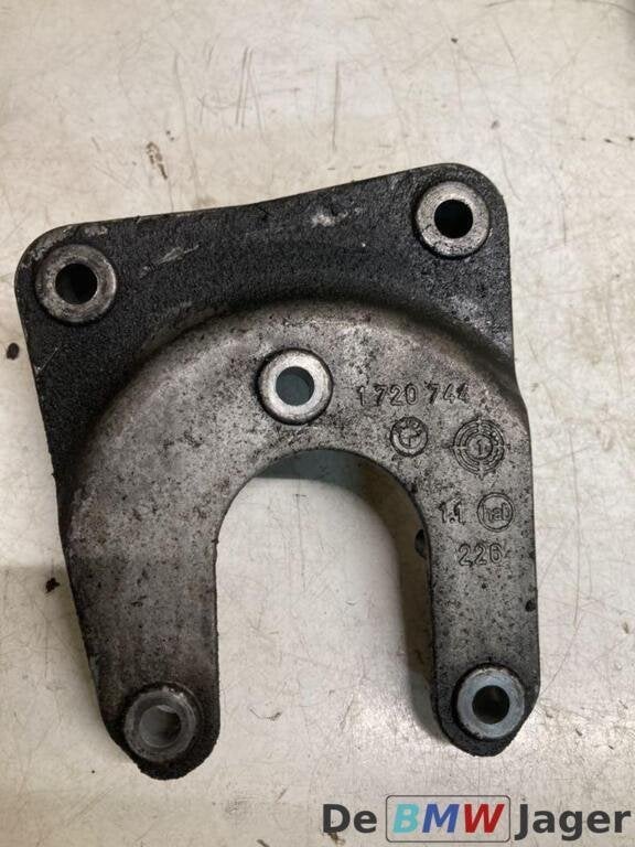 Stuurbekrachtigingspompsteun BMW 5-serie E34 32421720744, Enlèvement ou Envoi, Utilisé, BMW, BMW