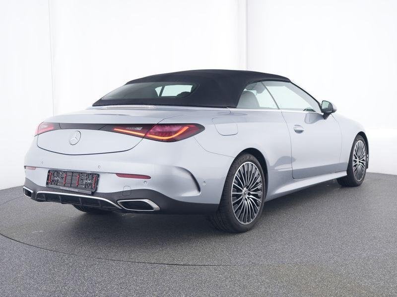 Mercedes-Benz CLE-Klasse 180 Cabriolet AMG Line | Memory Zet, Auto's, Automaat, 4 zetels, Zwart, Cabriolet