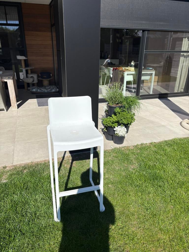 6 Stapelbare trendy barstoelen voor buiten, Ophalen, Zo goed als nieuw