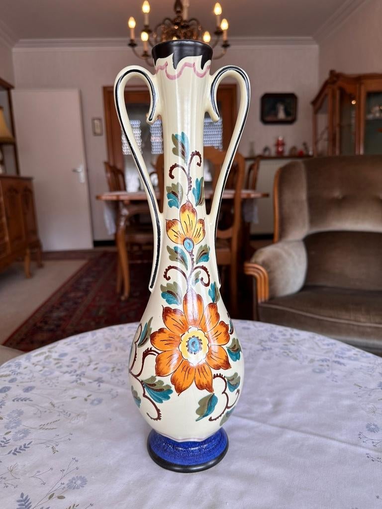Handgeschilderde Gouda Plateel vaas, Antiek en Kunst, Ophalen