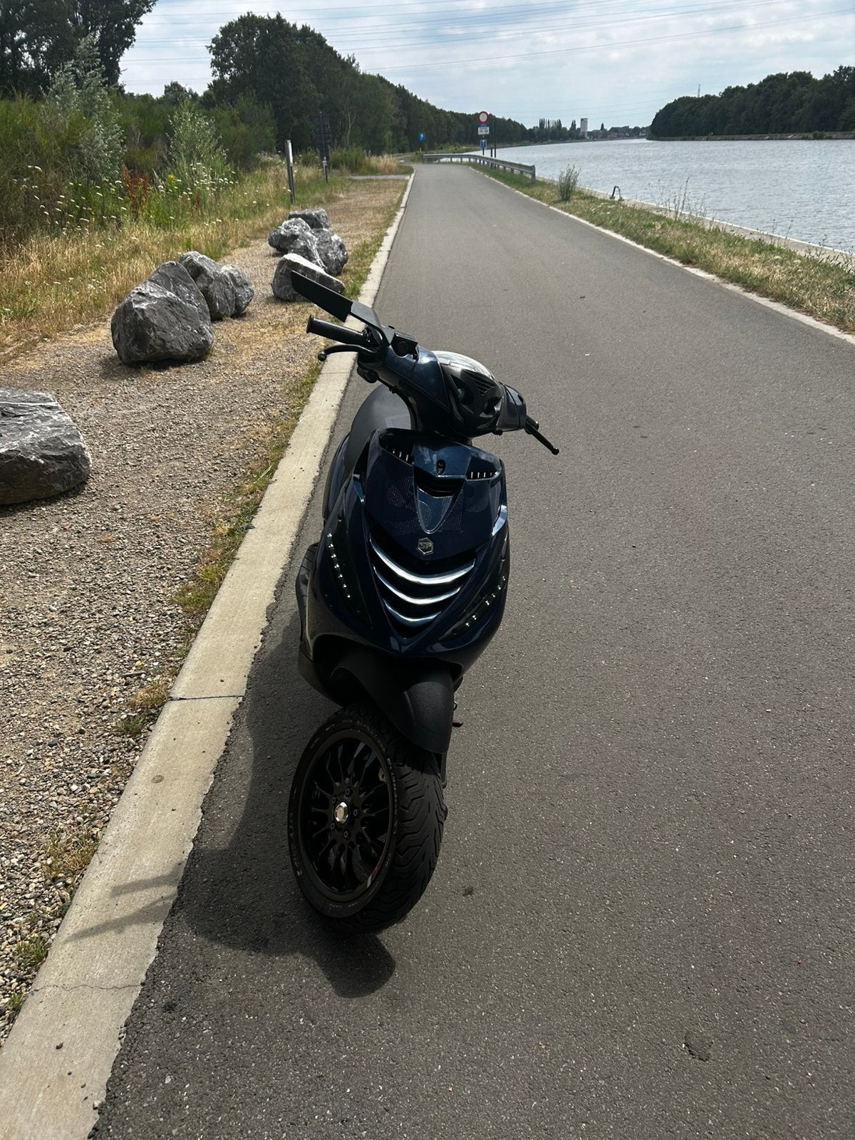Piaggio zip 70cc A-klasse, Fietsen en Brommers, Scooters | Piaggio, Zo goed als nieuw, Zip, Ophalen
