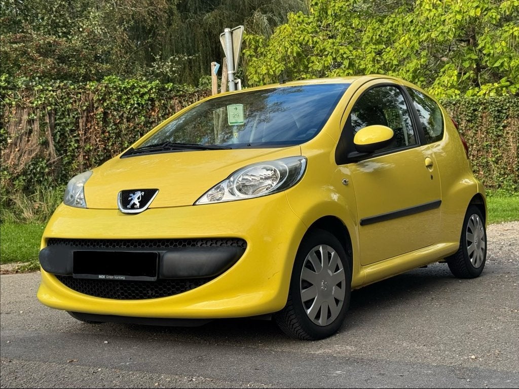12 mois garantie 69.206KM Essence Airco, Auto's, Voorwielaandrijving, Dealer onderhouden, Stof, 50 kW