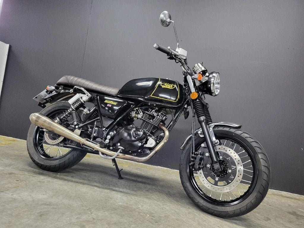 Mash BlackSeven 125 retro voor A1/B rijbewijs (bj 2021)